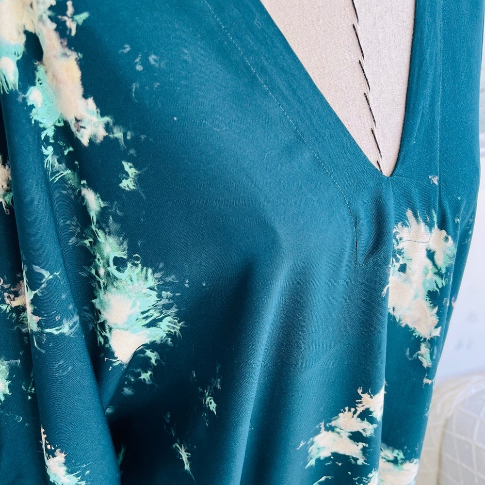 One Size Tie Dye kaftan - Picture 5 of 7